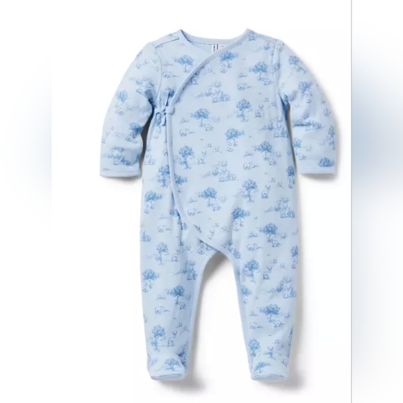 Janie and Jack Other - Janie and Jack newborn born footie with a hat